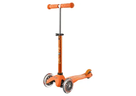 Micro Mini Deluxe Scooter