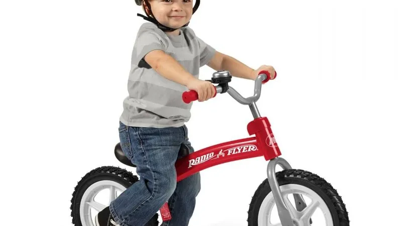 Radio Flyer Classic Glide & Go Balance Bike Review